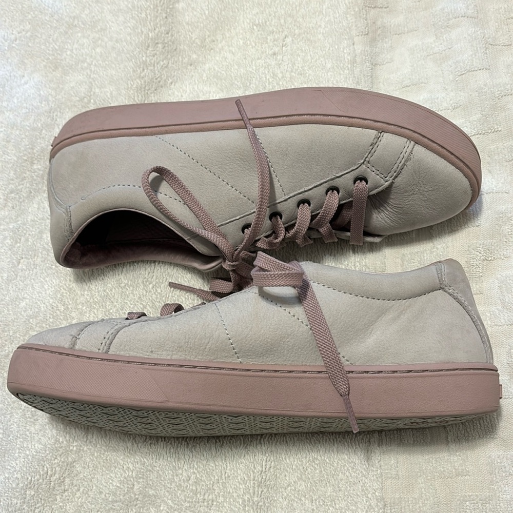 L.L. Bean women’s size 8 medium lace up comfy shoes, or just a couple times